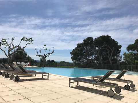 Madame Vacances - Résidence Provence Country Club - Camping Vaucluse - Image N°3